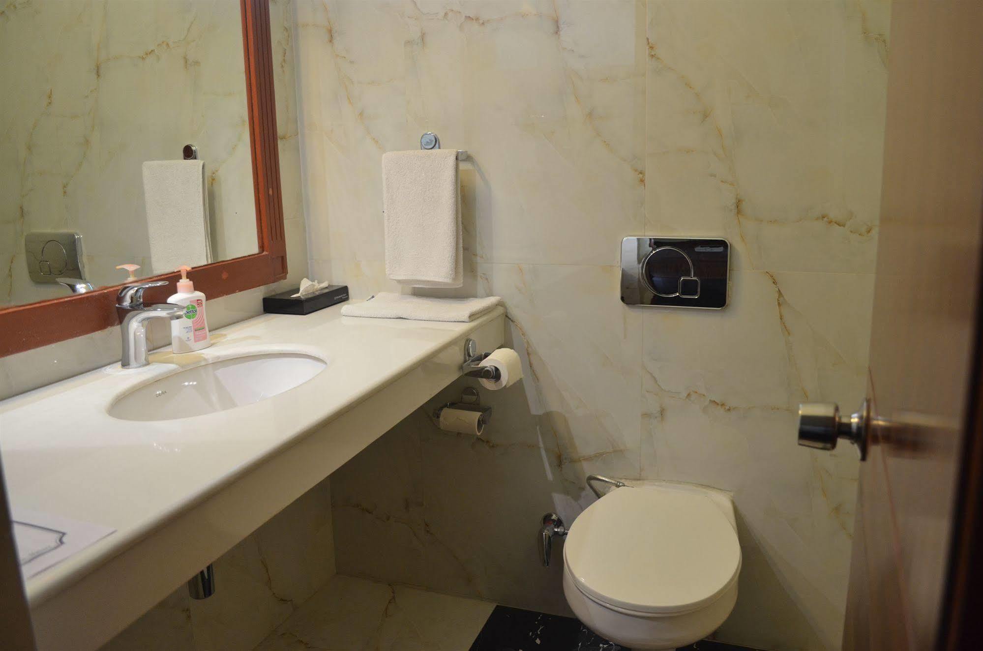 Shri Radha Brij Vasundhara Resort & Spa Govardhan Екстер'єр фото