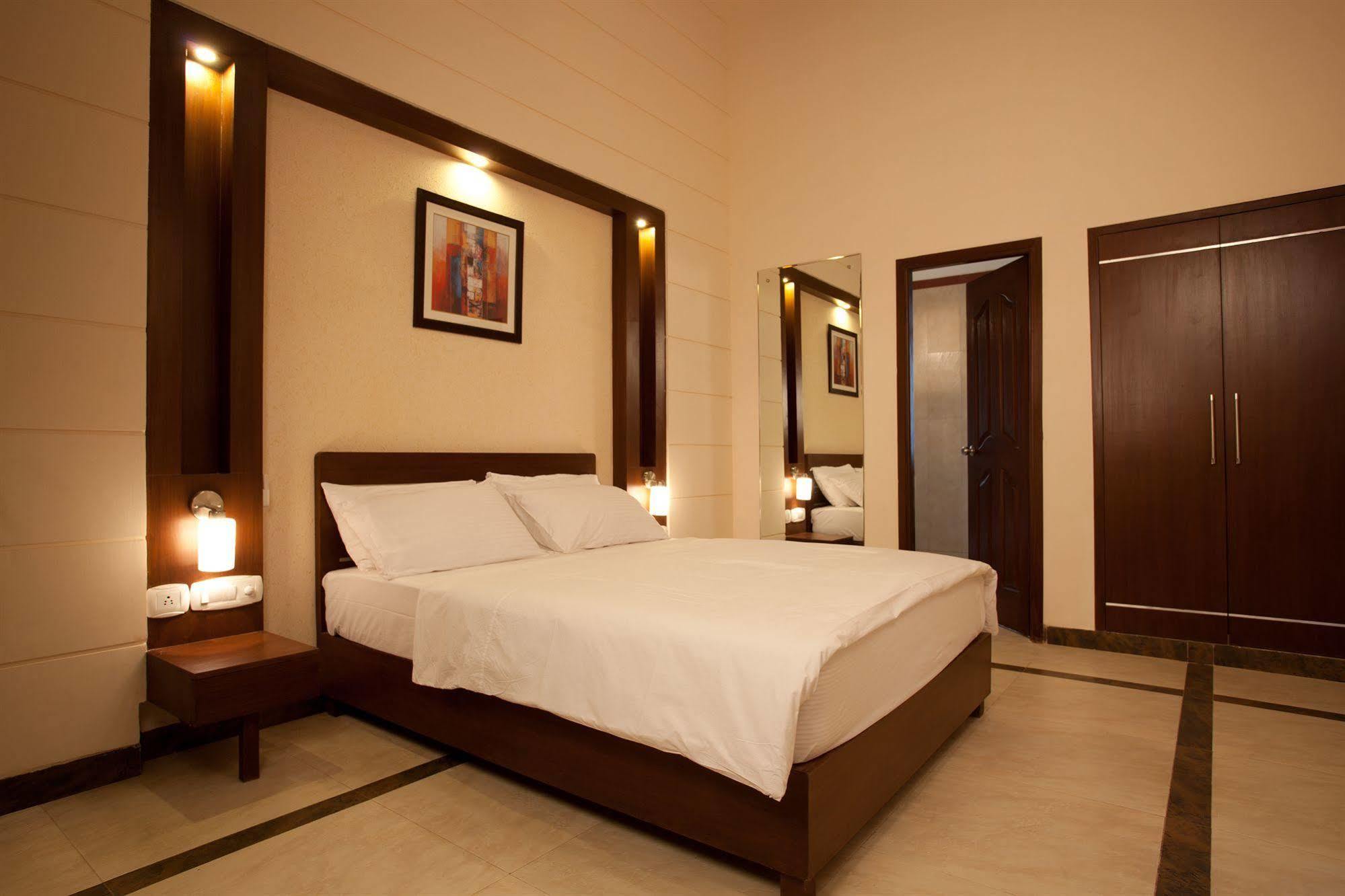 Shri Radha Brij Vasundhara Resort & Spa Govardhan Екстер'єр фото