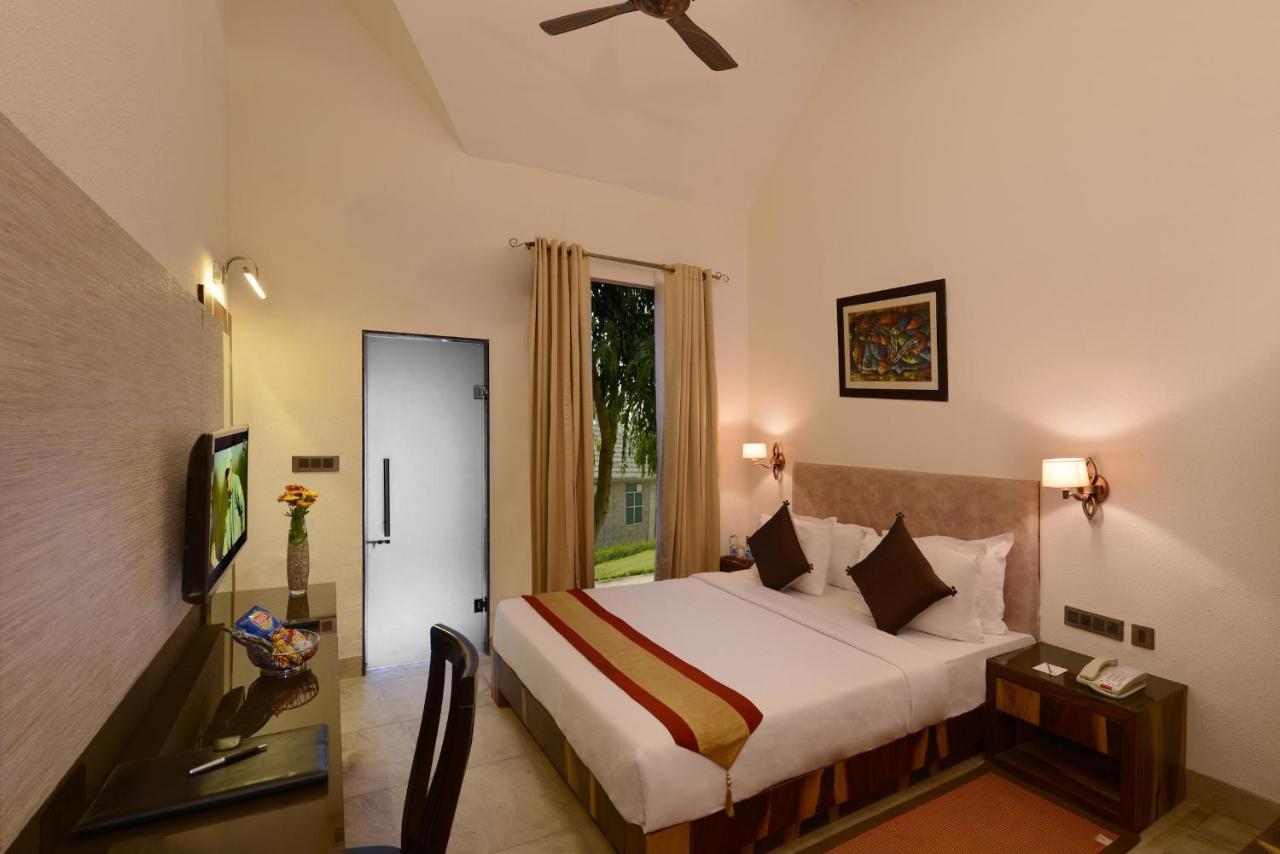 Shri Radha Brij Vasundhara Resort & Spa Govardhan Екстер'єр фото