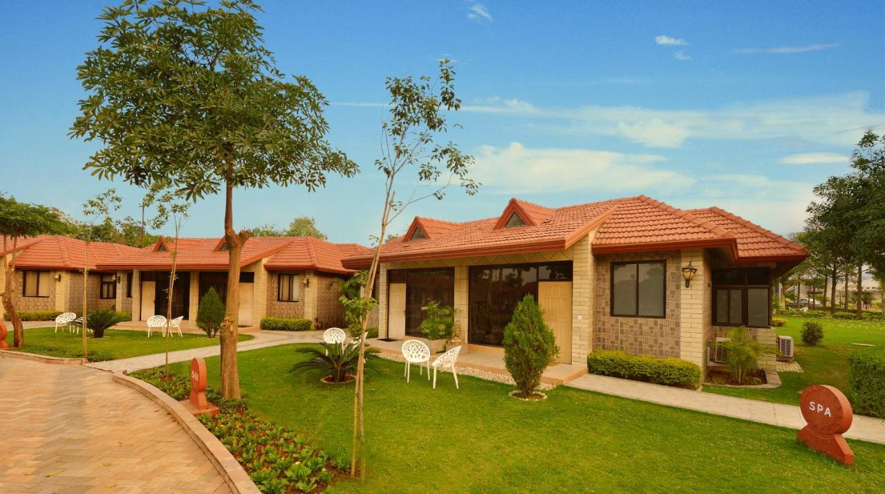 Shri Radha Brij Vasundhara Resort & Spa Govardhan Екстер'єр фото
